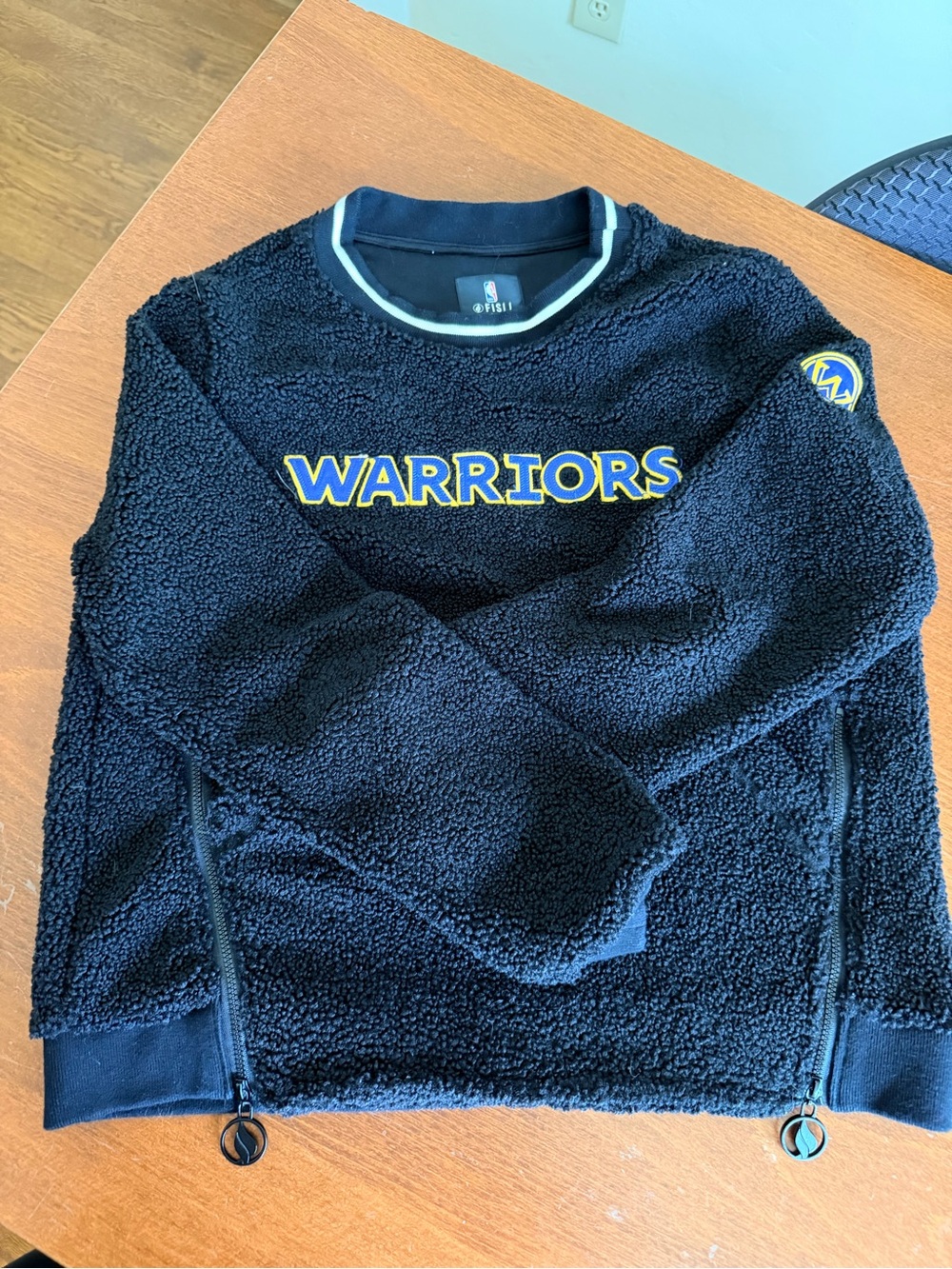 NBA Warriors Black Sherpa Crewneck Sweatshirt